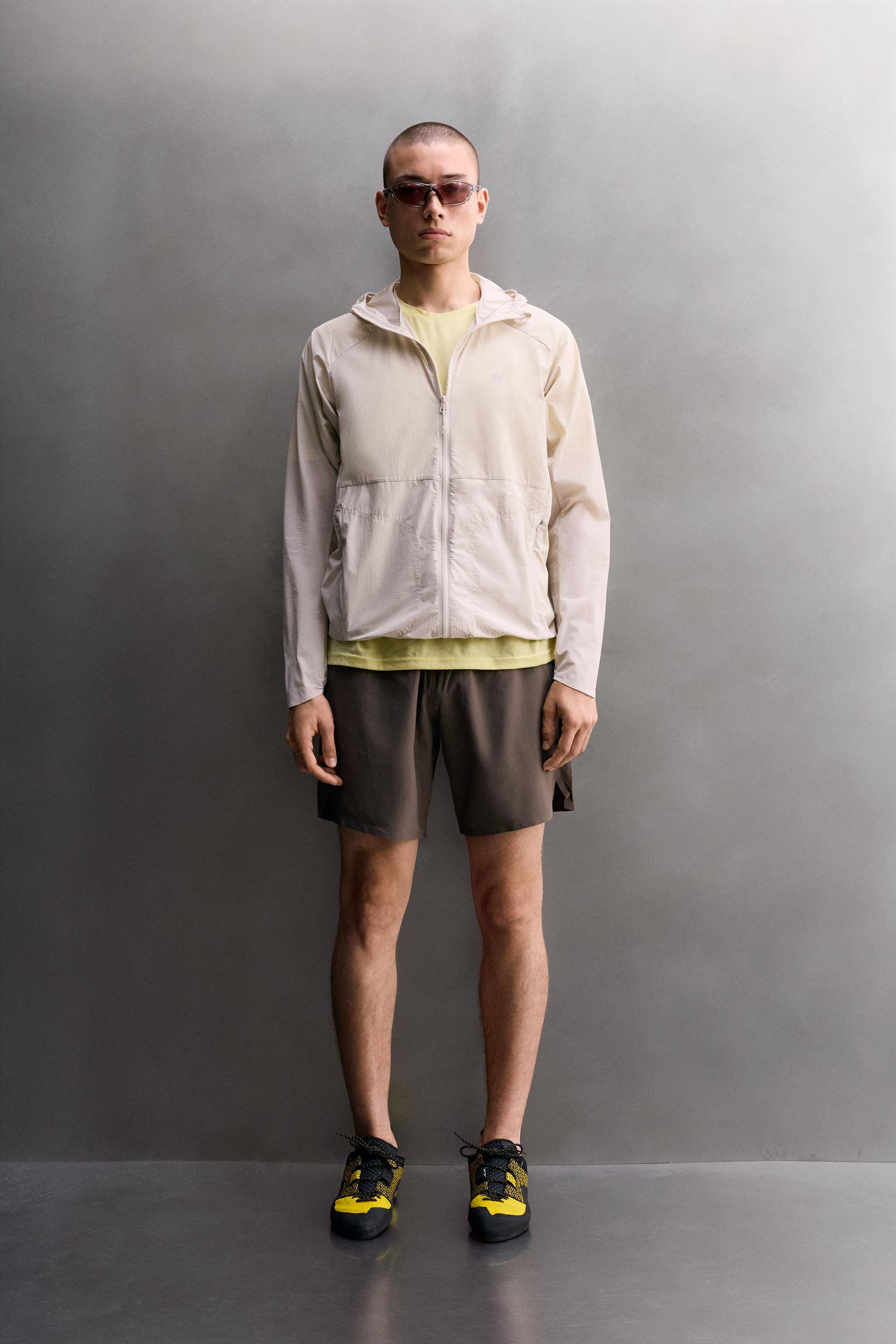 TECHNICAL WINDBREAKER JACKET